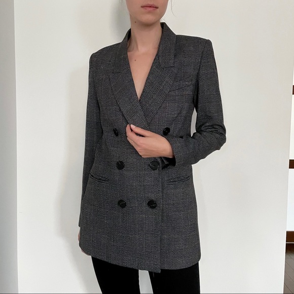 Blazer - Picture 3 of 4